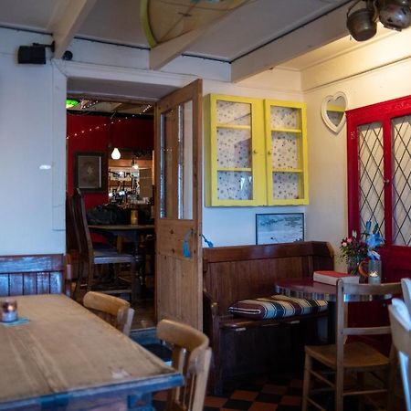 The Rum Shack Manorbier Castle Inn 외부 사진